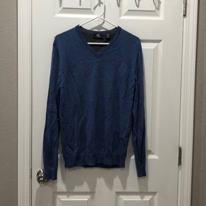 Men’s V-neck Sweater